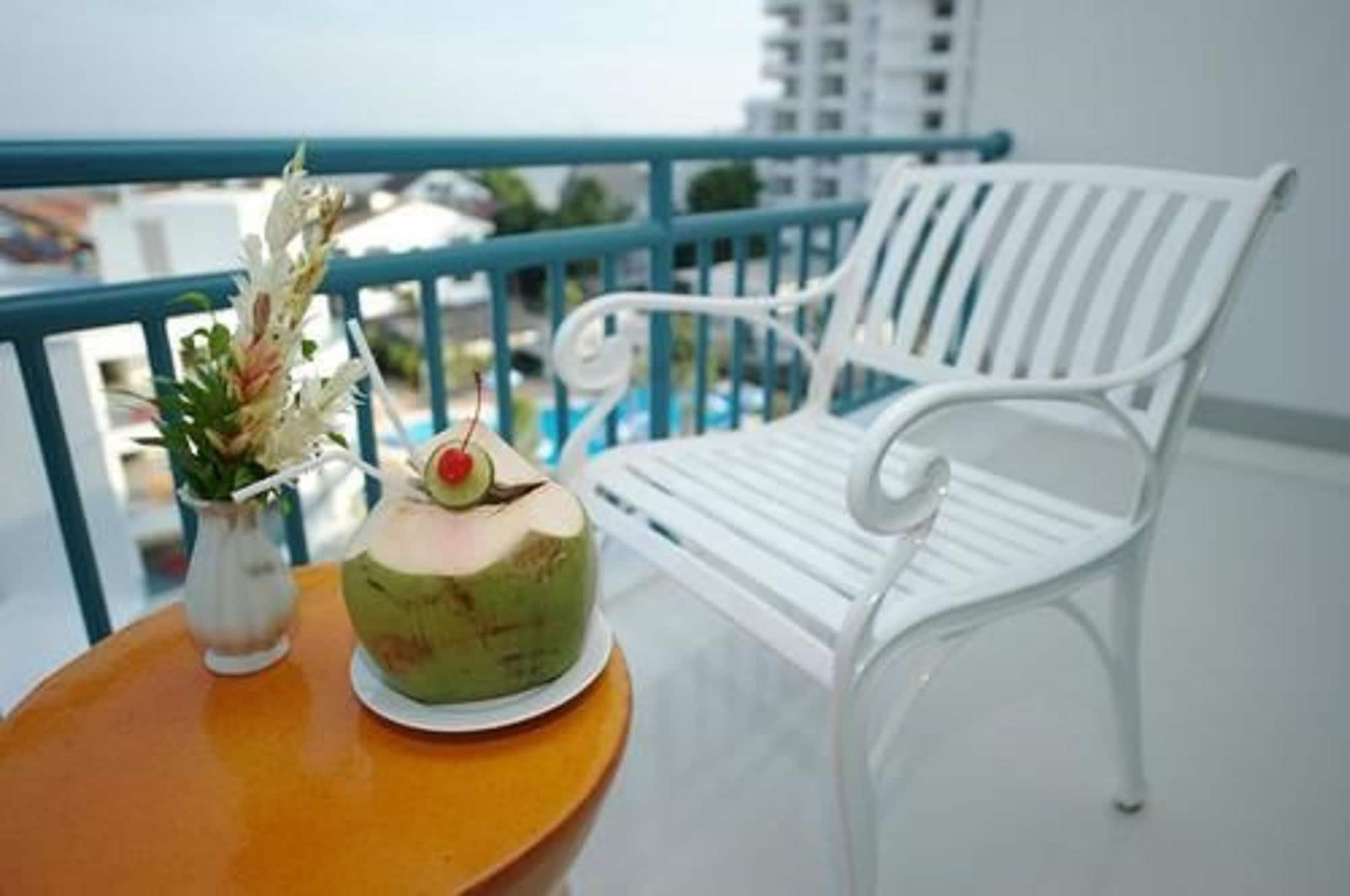 Cera Resort @ Cha-Am Exterior photo
